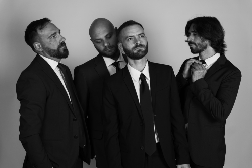 Video: Electric Cherry: esce ''Cherry Heart'', il ...